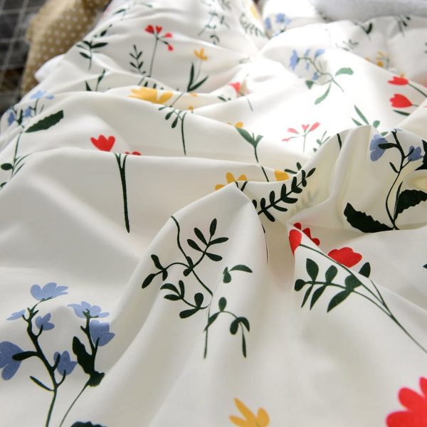 Arightex 3 Pieces Romantic Little Flower Duvet Cover Set Queen for Teens Soft Bedding Set Red Yellow